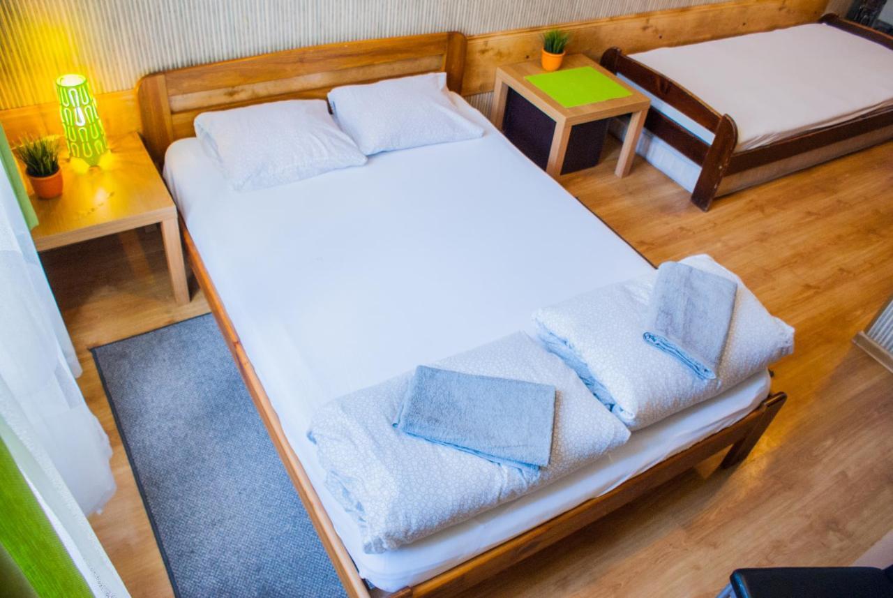 Smocza Jama Hostel Krakow Luaran gambar