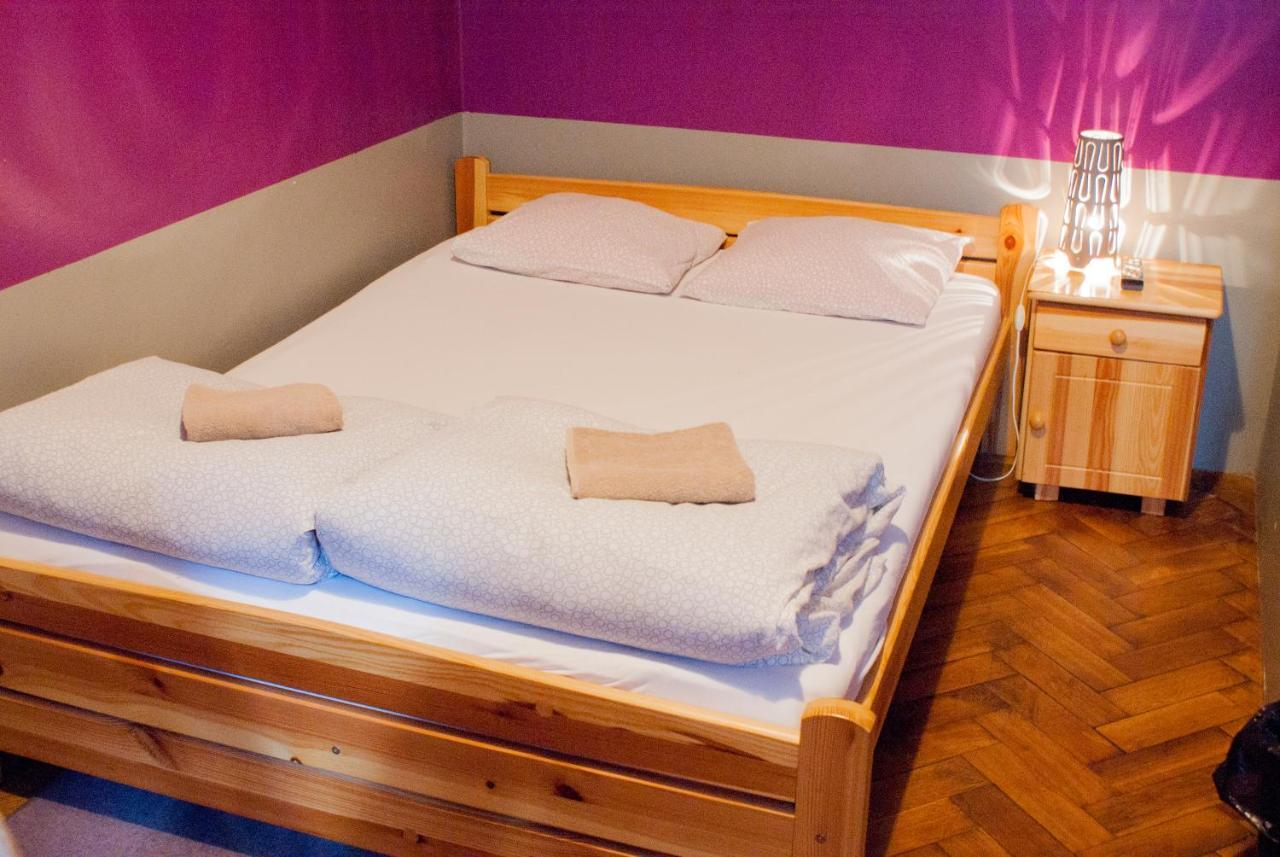 Smocza Jama Hostel Krakow Luaran gambar