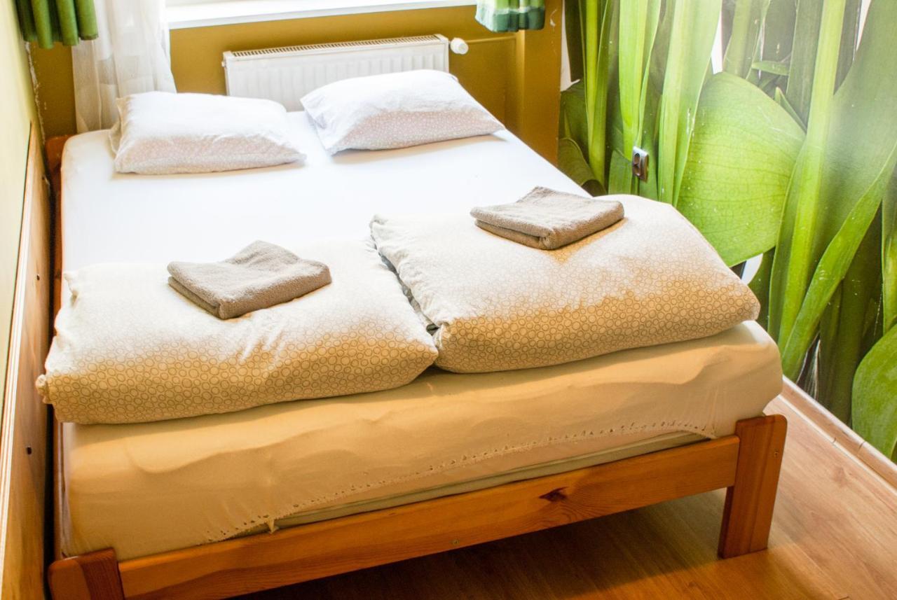 Smocza Jama Hostel Krakow Luaran gambar